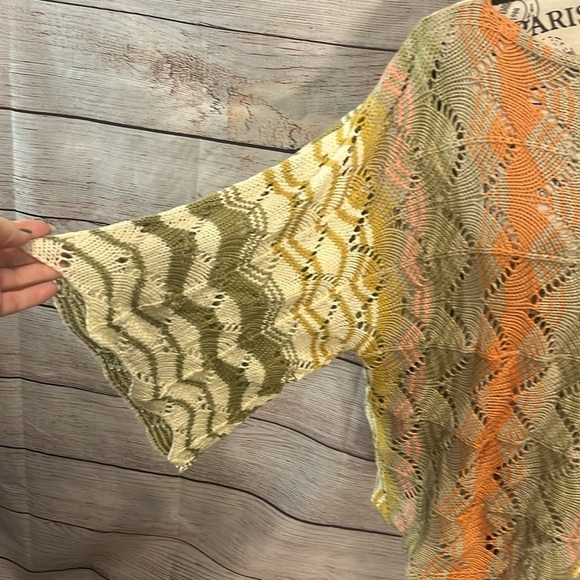 Easel Open Knit Sweater NWT Cropped Earth Tones Size Small Oversized - Picture 3 of 10